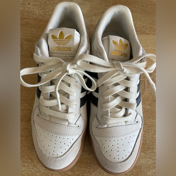 Like new. Mens ADIDAS FORUM 84 LOW CL. US SIZE 7.5. Cloud White/Core Black - Picture 9 of 15